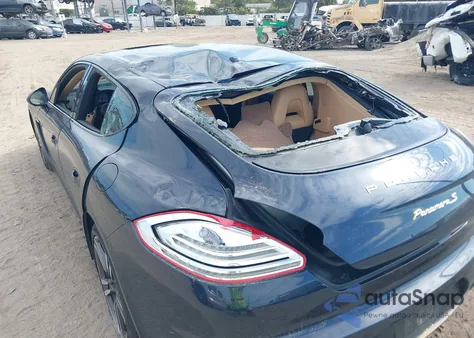 2016 Porsche Panamera E-Hybrid S из США, поврежденный, VIN WP0AD2A75GL041328